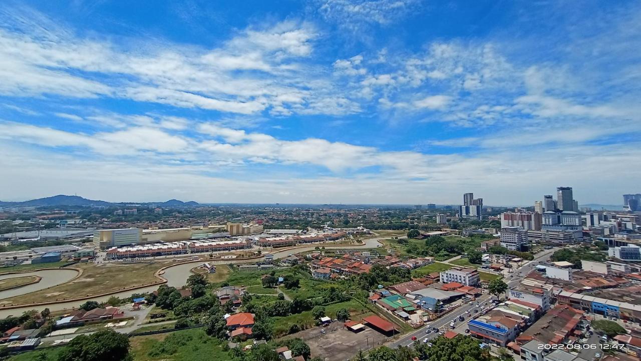 Appartamento Austin @ Novo 8 Malacca Esterno foto