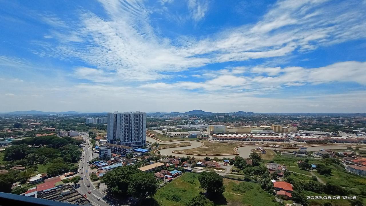 Appartamento Austin @ Novo 8 Malacca Esterno foto