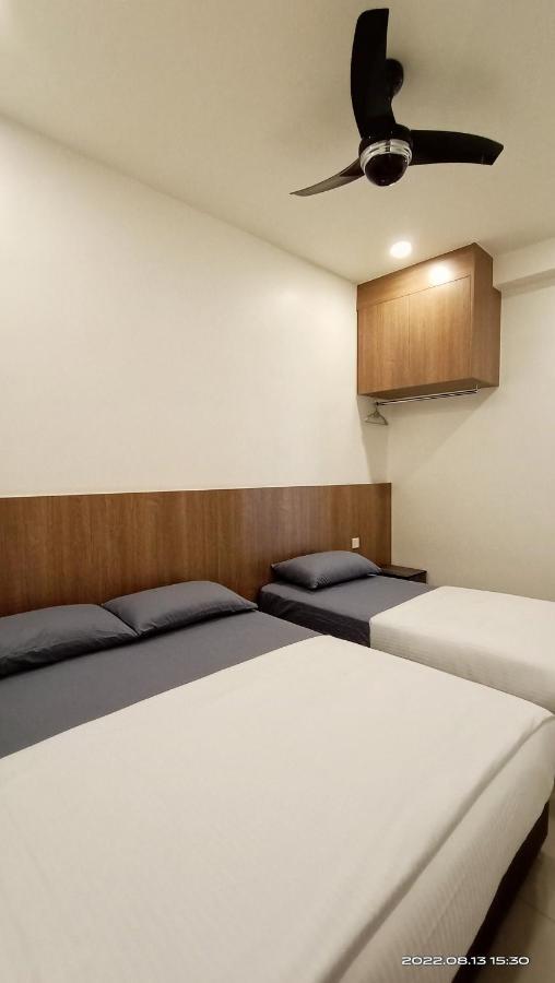 Appartamento Austin @ Novo 8 Malacca Esterno foto